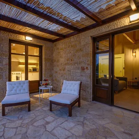 Aloni Ekies Villa *