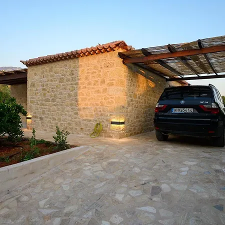 ヴィラ Aloni Ekies カルダミリ