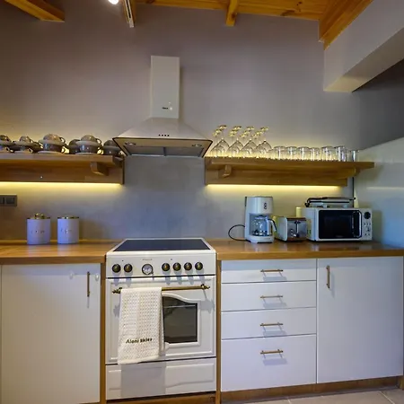 Aloni Ekies Villa Kardhamili