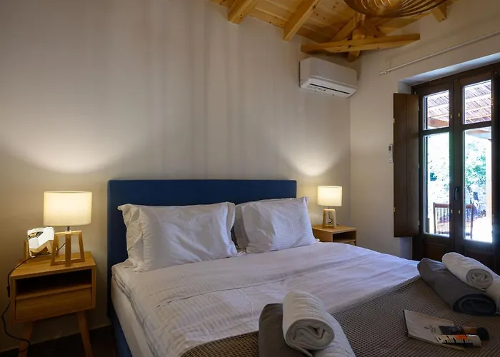 Aloni Ekies Καρδαμύλη