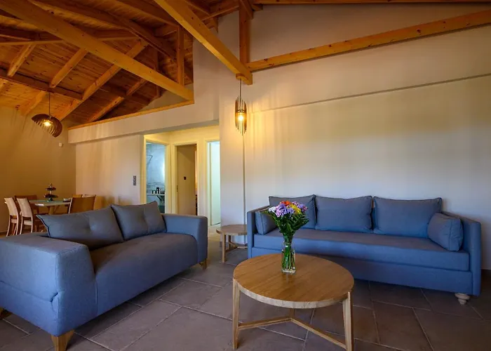 Aloni Ekies Villa